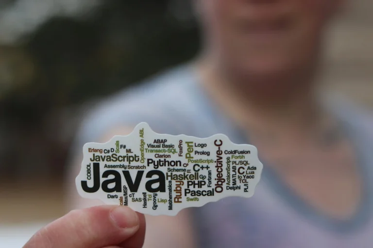 Abstract Classes vs Interfaces in Java: Key Differences, When to Use Each and Best Practices